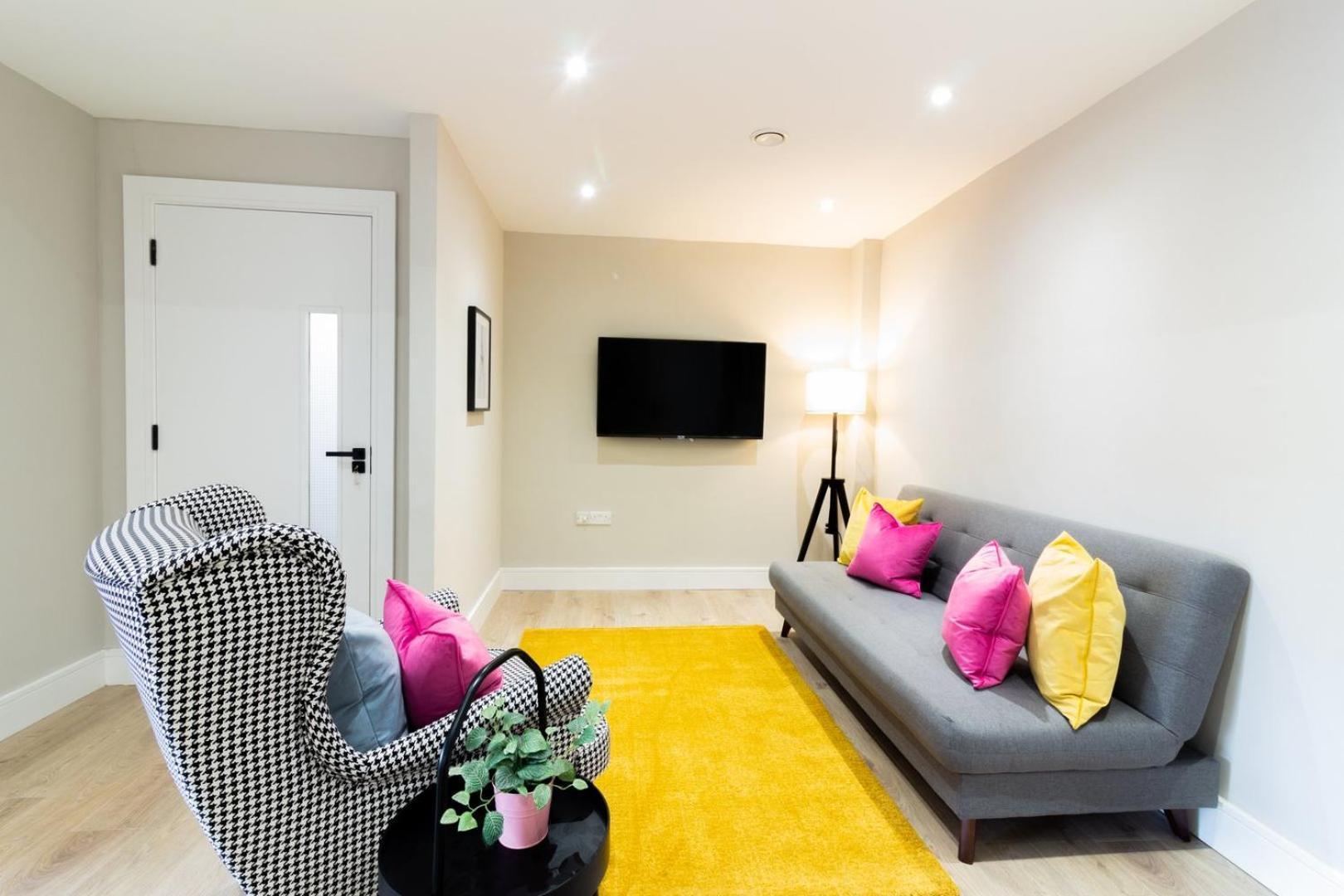 Guestready - Encantando O Apartamento 2Br No Newmarket Hall Dublin Dış mekan fotoğraf