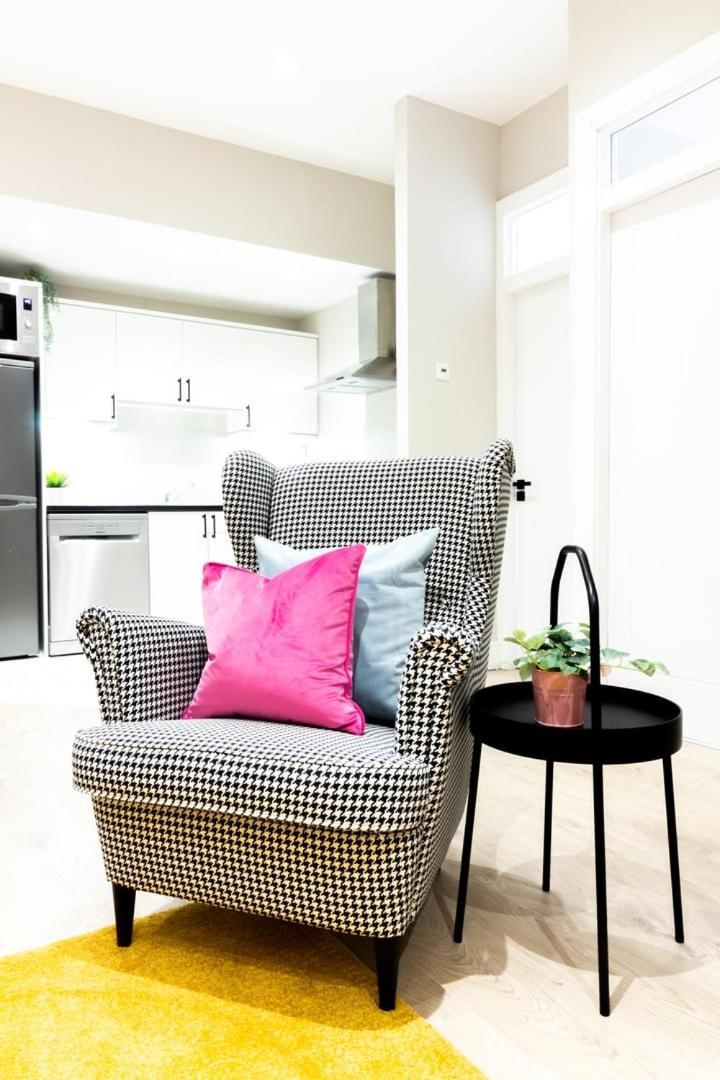 Guestready - Encantando O Apartamento 2Br No Newmarket Hall Dublin Dış mekan fotoğraf