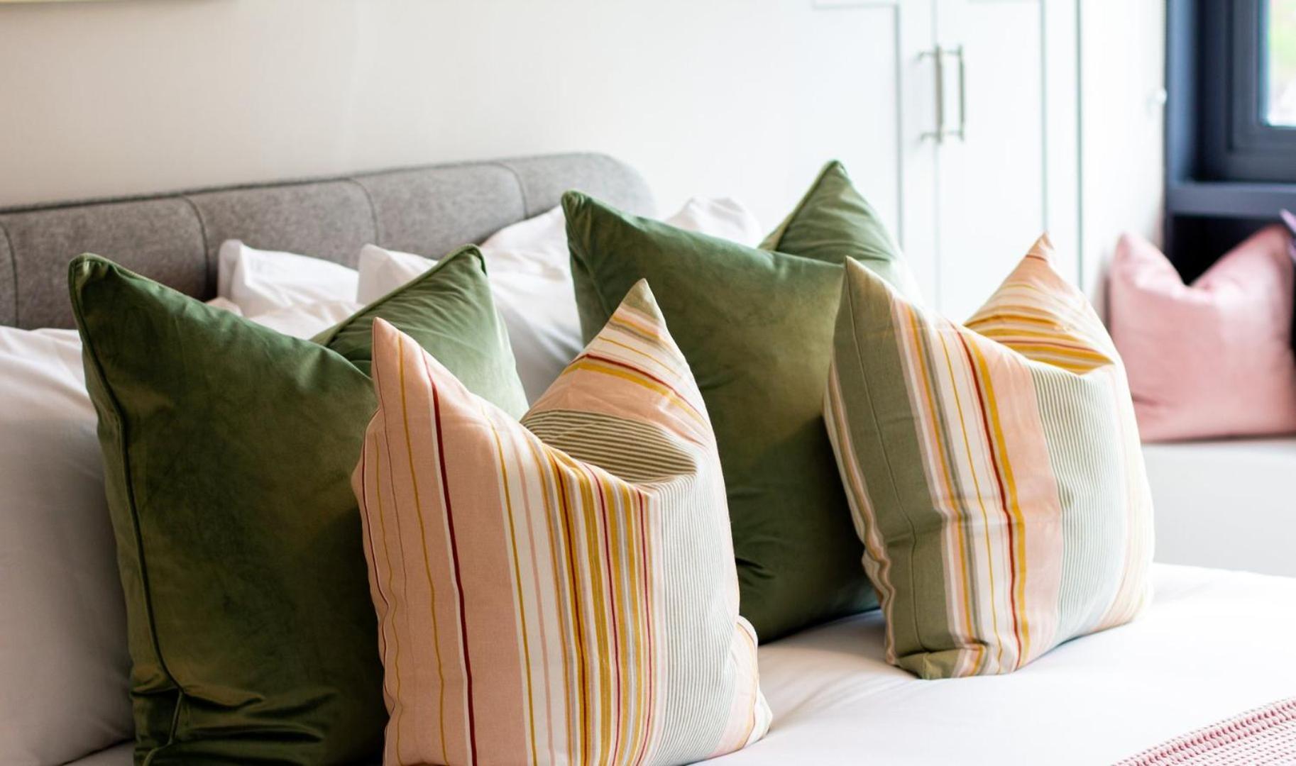 Guestready - Encantando O Apartamento 2Br No Newmarket Hall Dublin Dış mekan fotoğraf